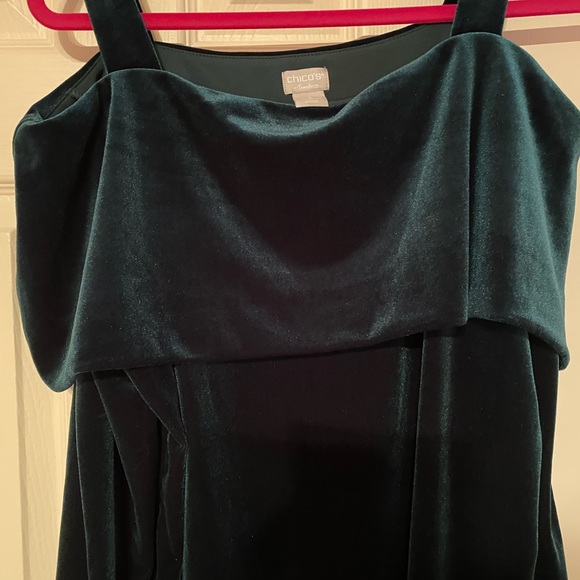 Chico’s Travelers Green Velvet Top Size 2, Large. 3/4 sleeves, unworn, Holiday! - Picture 8 of 13